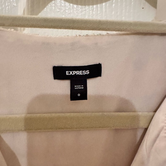 Express Romper - Picture 3 of 4